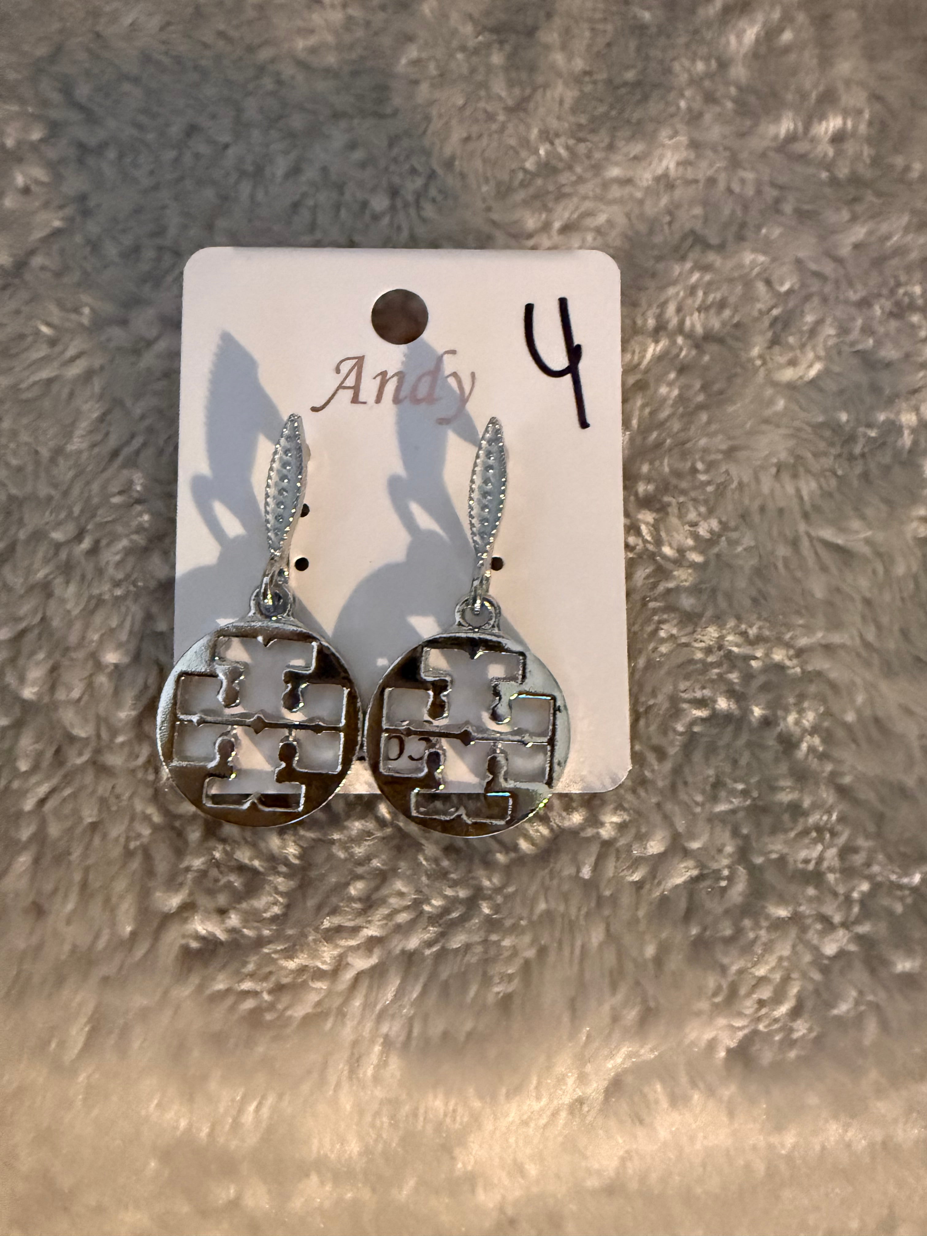 Le Cercle — Silver Round Pendant Earrings