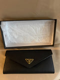 Noir Sleek Trendy Wallet